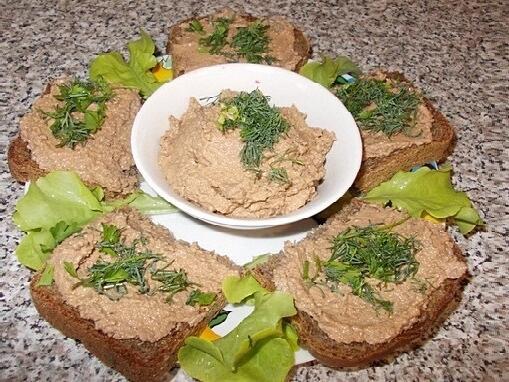 Бърз и вкусен пастет от пушен/веян паламуд