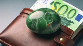 Финансов хороскоп за всички зодии през октомври 2025 г.