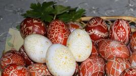 Писани яйца: Стара традиция, която превръща великденските яйца в изкуство