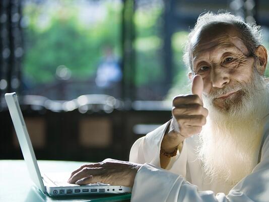 Защо някои хора живеят до 100 години - ето какво откриха учени