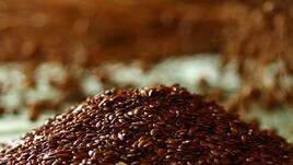 Лененото семе: За кого и за какво е полезно и как да го приемаме