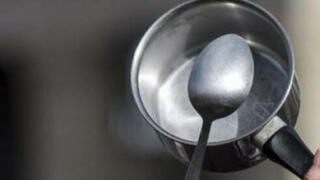 Защо не бива да оставяте лъжица в тенджера:  поверия и научно обяснение